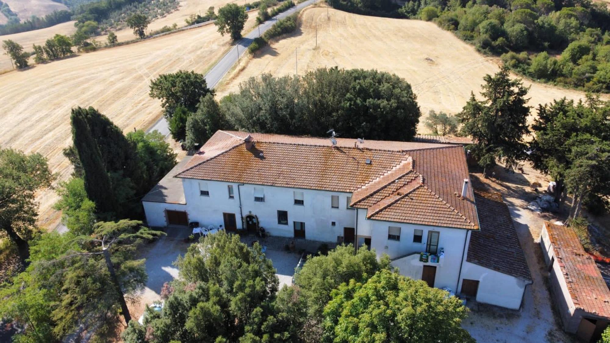 Agriturismo Santa Chiara Pomarance Bagian luar foto